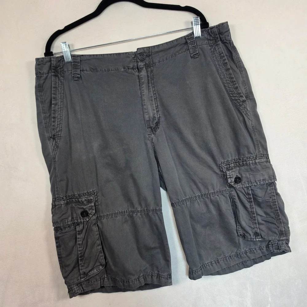Buckle Black Cargo Shorts Mens 36 Gray Athletic Fit Utility Y2K Streetwear